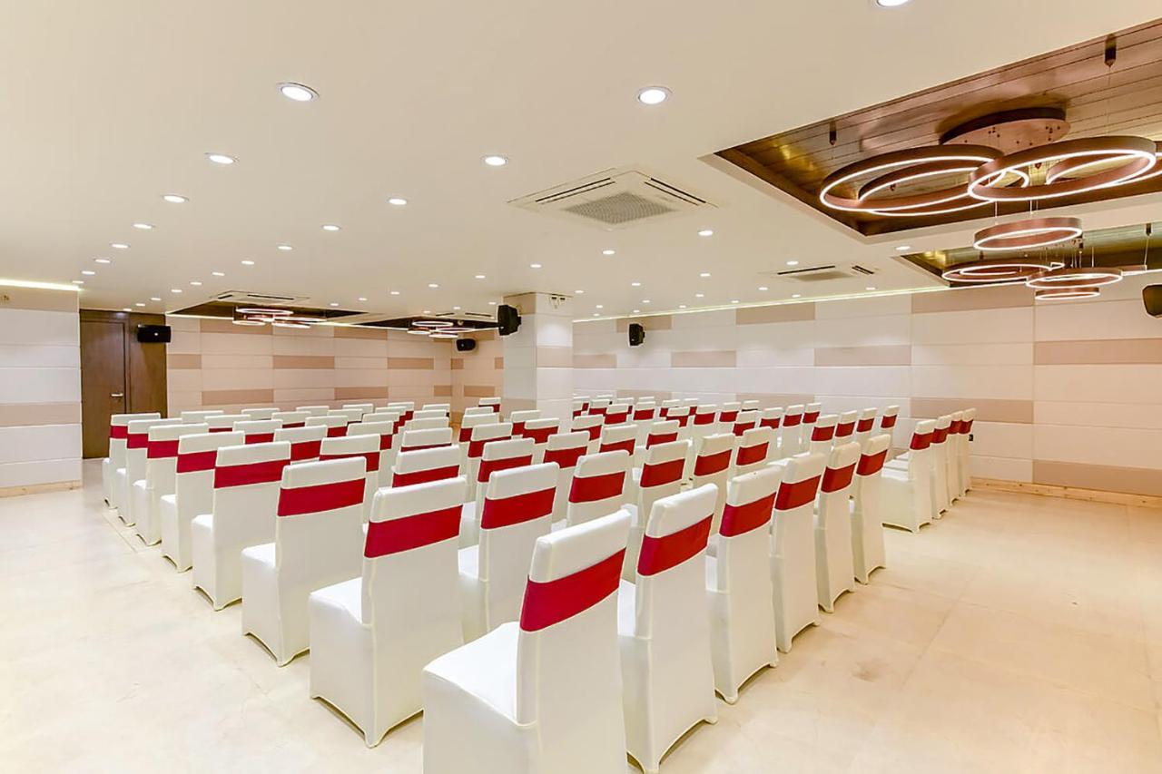 Fabhotel Prime Oasis Blue Bhopal Esterno foto